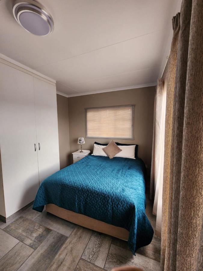 Rudman Townhouses - Family Apartment Boksburg Ngoại thất bức ảnh
